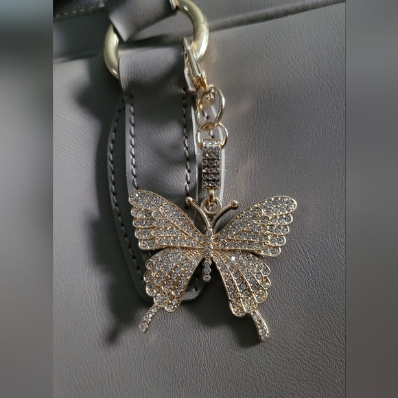 New Rhinestone Golden Keychain/Bag Keychain/Charm - Picture 8 of 8